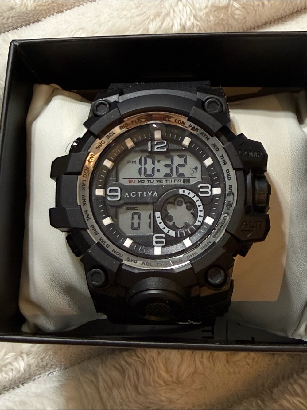Activa Endurance X Invicta Men's Digital Watch - 54.5mm. Black (ACW435-002)